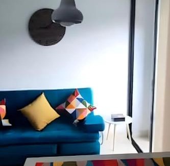 San Fernando Apartment | Mantis Loft 501 Blue Dream's