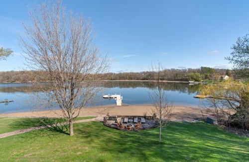 Buffalo House | Maple Lake Chalet
