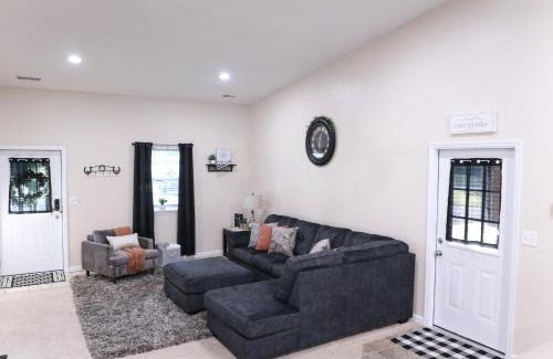 Pierceville House | Maple Lawn