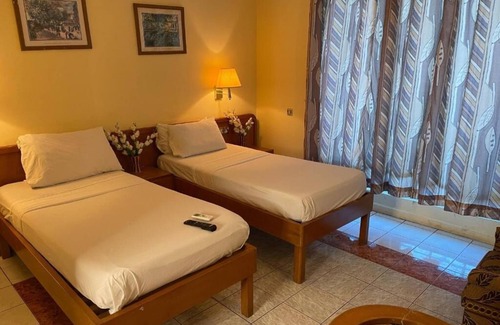 Accra Hotel | Maple Leaf Korean Hotel