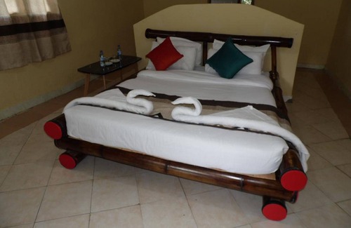 Ololaimutiek Cabin | Mara Ndovu Lodge