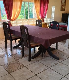 San Juan-Laventille House | Maracas Bay View