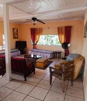 San Juan-Laventille House | Maracas Bay View