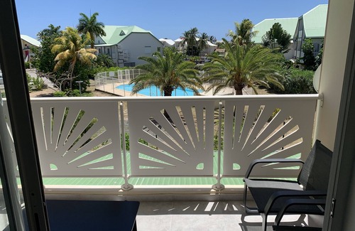 Orient Bay Apartment | Maracuja 16, in the center of Orient Bay, beach 100m away