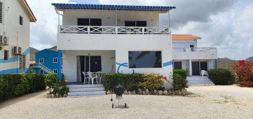 Sabana Westpunt House | Marazul Dive Resort. 3 Bedroom Seafront House. Dive, Snorkel, enjoy amazing sunsets