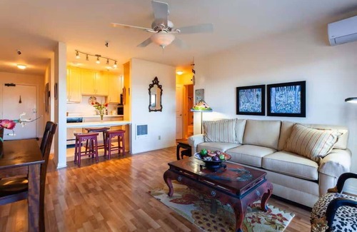 Crown Point Condo | @ Marbella Lane - Bayfront Bliss|Sunset Views+Pool