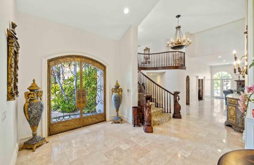 Placentia House | #Marbella Lane - Tranquil Country Escape Getaway