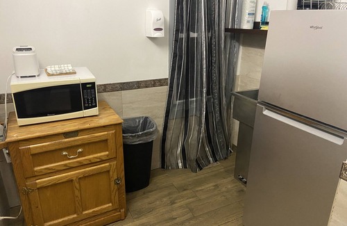 Baldwinsville Apartment | Marble Island South - Village Waterfront with dockage, parking, restaurants .