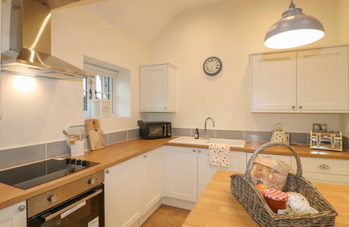 Kedleston Cottage | MARCH HARE, romantic, luxury holiday cottage in Brailsford