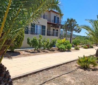 Vagia House | MARFAIA - Villa by the sea