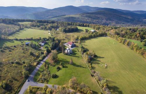Margaretville Bed & Breakfast | Margaretville Mountain Inn B&B