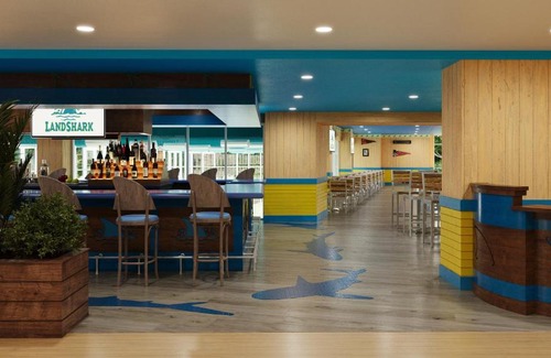 I-435 West KC-KS Hotel | Margaritaville Hotel Kansas City
