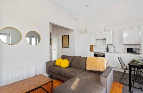 Margate Old Town Apartment | Margate's Charm in Comfort- 2BR