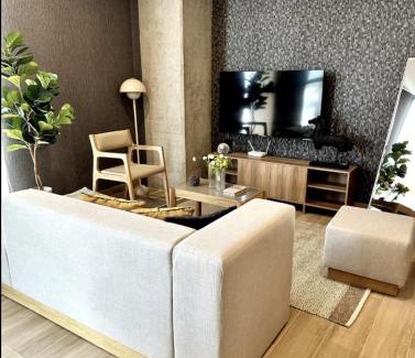 Zona Expo Apartment | Margot Apartments By MrW