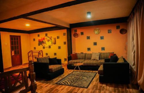 Gomara Villa | Margret Eco Villa Knuckles Mountain Range