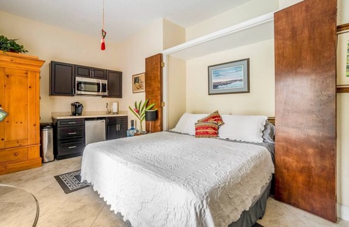 Wellington House | Maria of Spain Guest Suite 6 min to Wellington Equestrian Area
