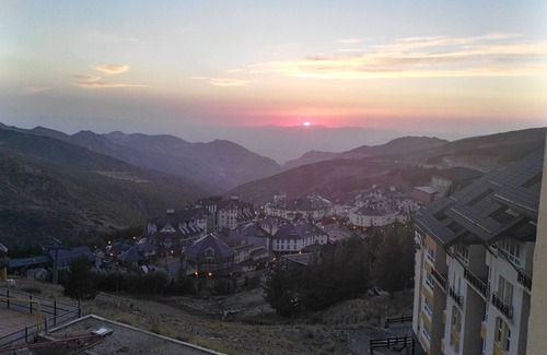 Pradollano Apartment | MARIBEL SKI, ON FOOT OF TRACKS