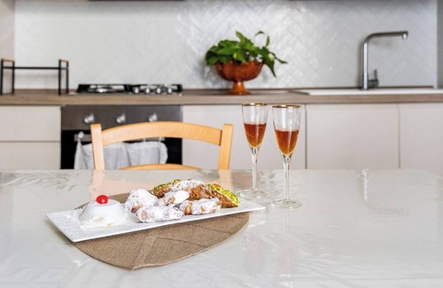 Giarre Apartment | Maridda sicilian vacation home