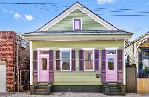 Faubourg Marigny House | Marigny Home for 4 - 2Bedroom/2Bathroom steps to Frenchmen and French Quarter