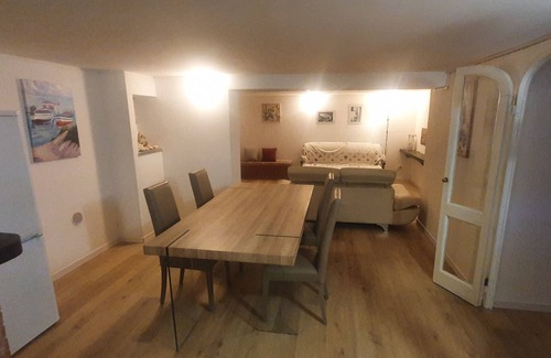Tragliatella Apartment | Marina di San Nicola holiday home with garden
