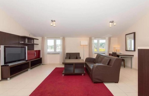 Seca Apartment | Marina Residence Seaview Penthouse BURIN 120