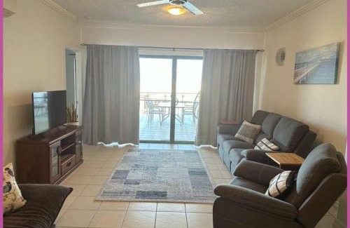 Townsville Apartment | Marina Views On Melton | 107/3 Melton Terrace Townsville