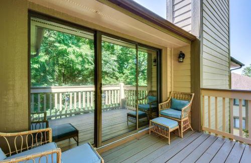 Salem Apartment | Marina Villa Condo at Lake Keowee with Fireplace