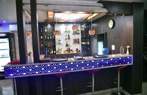 Sinamangal Hotel | Marinha Airport Hotel
