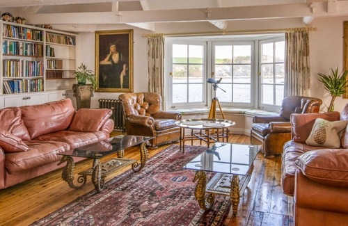 Mylor Churchtown Villa | Maritime House - Six Bedroom Villa, Sleeps 12