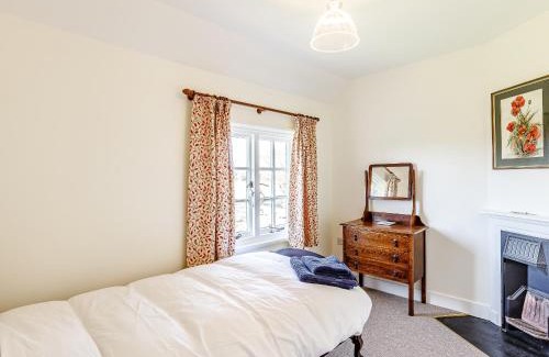 Southminster House | Mark Farmhouse