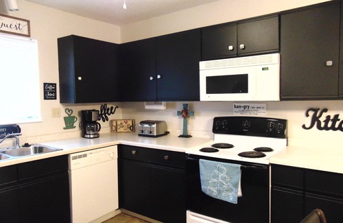 Monroe City Condo | Mark Twain Lake Condo