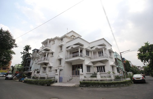 Salt Lake Villa | Market Area, 5 Mins to the Nicco Park & City Centre 1