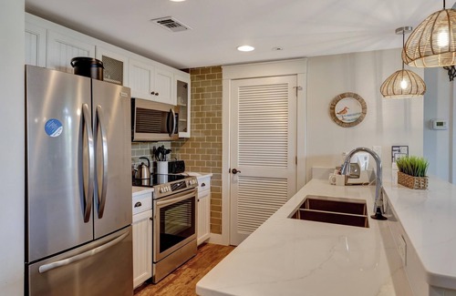 Miramar Beach Condo | Market Street 2B Suite - Village of Baytowne Wharf at Sandestin Golf and Beach Resort