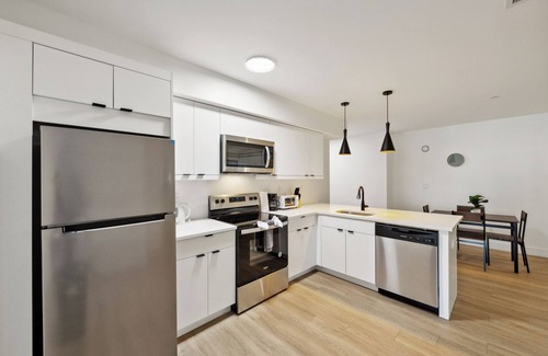 Downtown Wilmington Apartment | Market view Residence 604 I 2 Bedroom 2 Bathroom