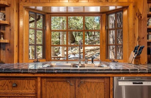 Fern Valley House | Marlboro Lodge Idyllwild Escape- Newly Listed!