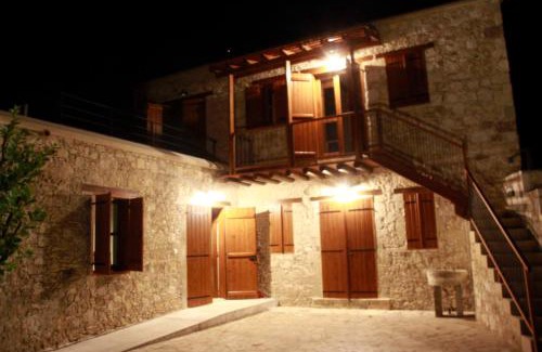 Lysos House | Marmaras