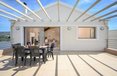 Vamvakopoulo House | Marmo's Residence | Chania