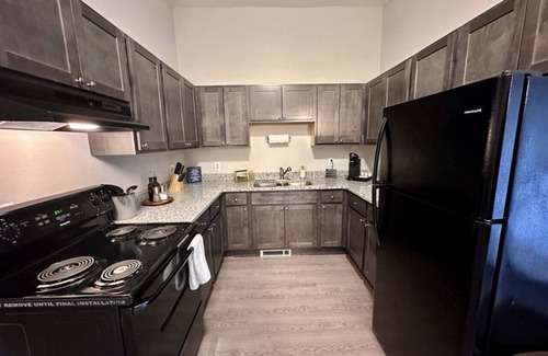 Marquette Apartment | Marquette Vintage 2BR MP25