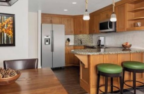 South Lake Tahoe Apartment | Marriott Grand Residence Club, Lake Tahoen2 BEDROOM