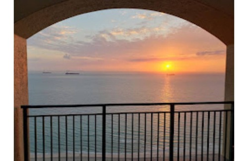 Barrier Island Villa | Marriott's BeachPlace Towers
