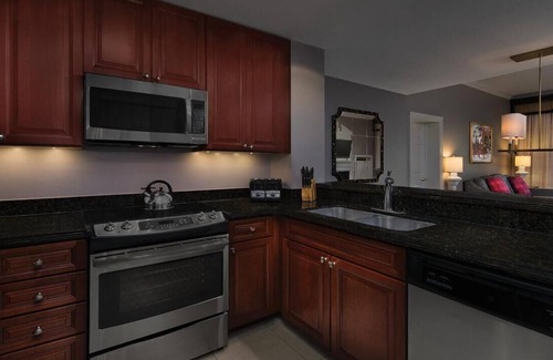 Williamsburg Condo | Marriott's Manor Club | Two-Bedroom Villa
