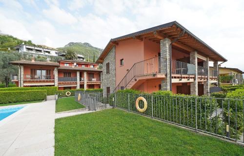 Cecina Apartment | Marsina