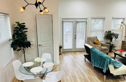 Peoplestown House | Marvelous 4-bedroom bungalow Near Downtown Atlanta