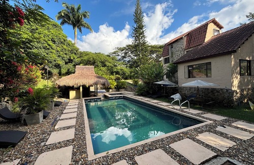 Guaduas House | Marvelous 5-bedroom house with WiFi in Guaduas