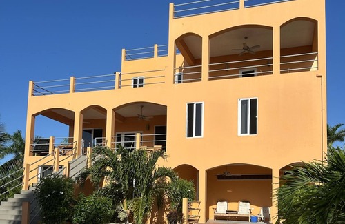 Corozal District Apartment | Marvelous apartment with WiFi in Cerros Sands
