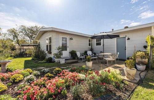 Fort Worth House | Marys Garden House