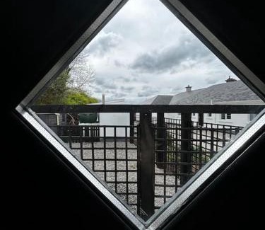 Sixmilebridge Apartment | Mary’s Place