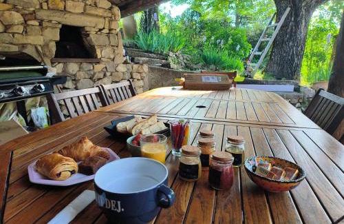 Val-de-Chalvagne Bed & Breakfast | Mas de Chalvagne