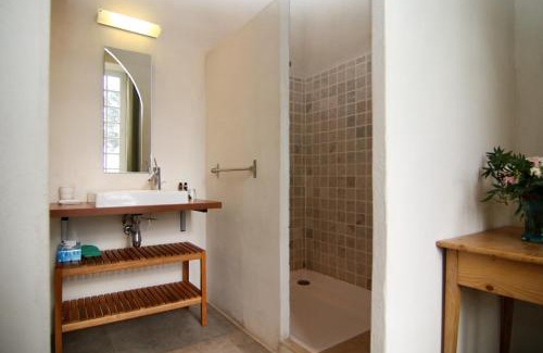 Villevieille Bed & Breakfast | Mas de la Rivoire B&B