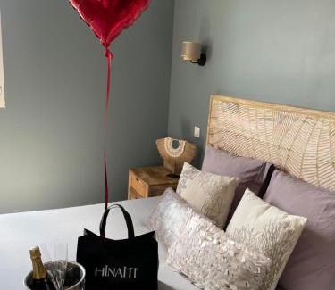 Pas du Loup House | Mas Hinaiti - Suite romantique avec Spa et écran géant de cinéma